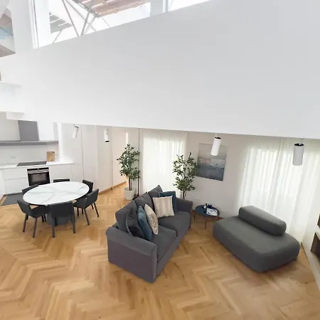 Tarabochia 8 Tirabora Short Rent, Con Parcheggio Privato