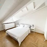 Tarabochia 8 Tirabora Short Rent, Con Parcheggio Privato Triest