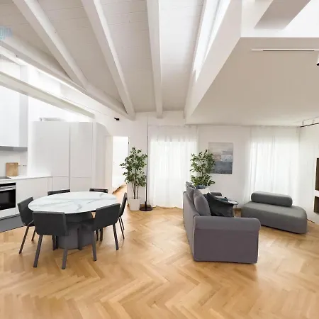 Tarabochia 8 Tirabora Short Rent, Con Parcheggio Privato * Trieste
